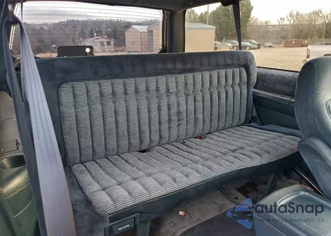 1994 Chevrolet Blazer K1500 from USA, damaged, VIN 1GNEK18K9RJ396908